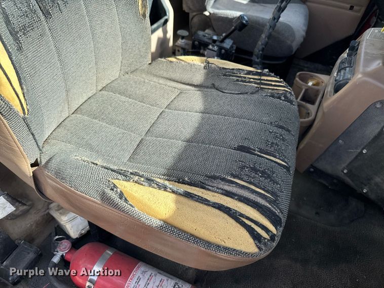 image for item EM3719 2003 Mack CV Series dump truck