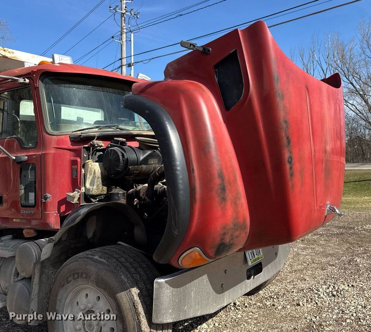 image for item EM3719 2003 Mack CV Series dump truck