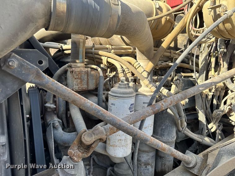 image for item EM3719 2003 Mack CV Series dump truck