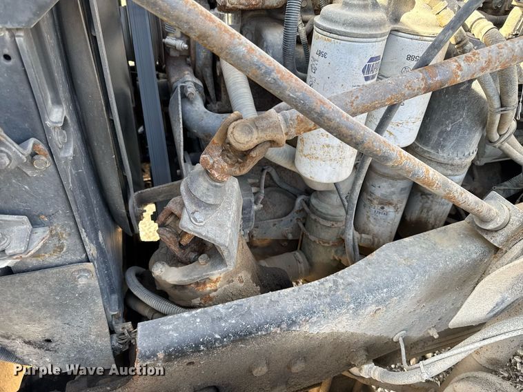 image for item EM3719 2003 Mack CV Series dump truck