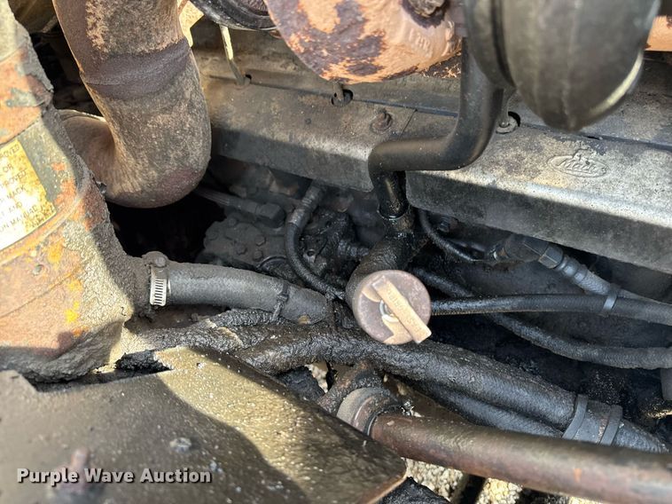 image for item EM3719 2003 Mack CV Series dump truck