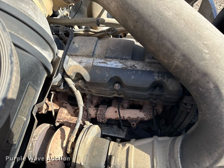 image for item EM3719 2003 Mack CV Series dump truck