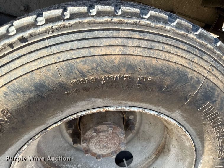 image for item EM3719 2003 Mack CV Series dump truck