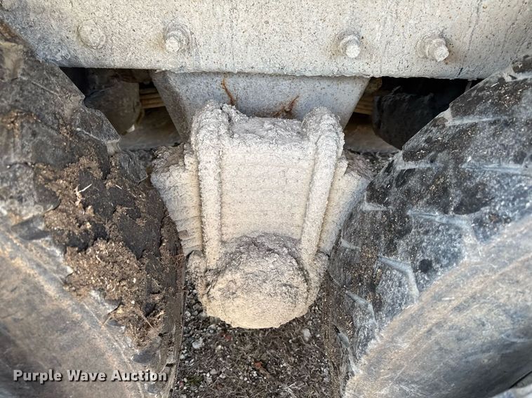 image for item EM3719 2003 Mack CV Series dump truck