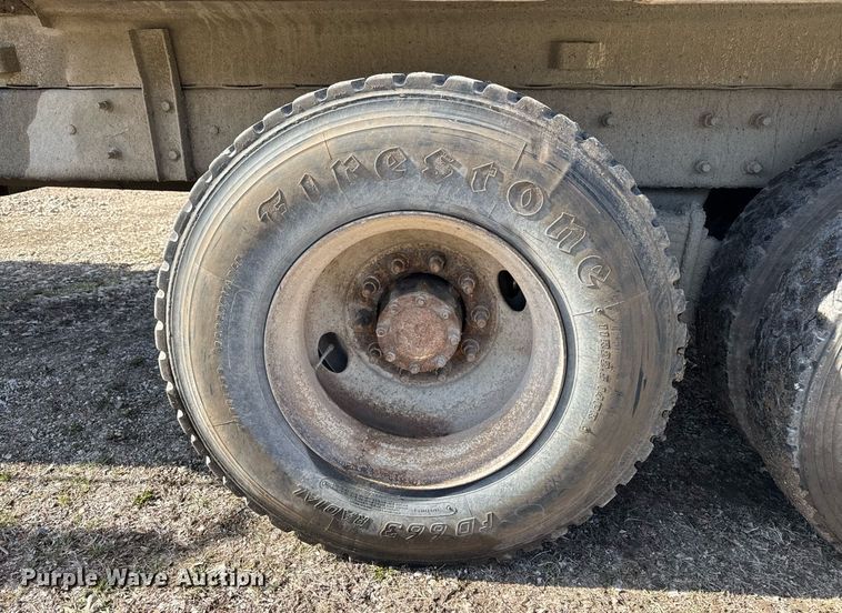 image for item EM3719 2003 Mack CV Series dump truck