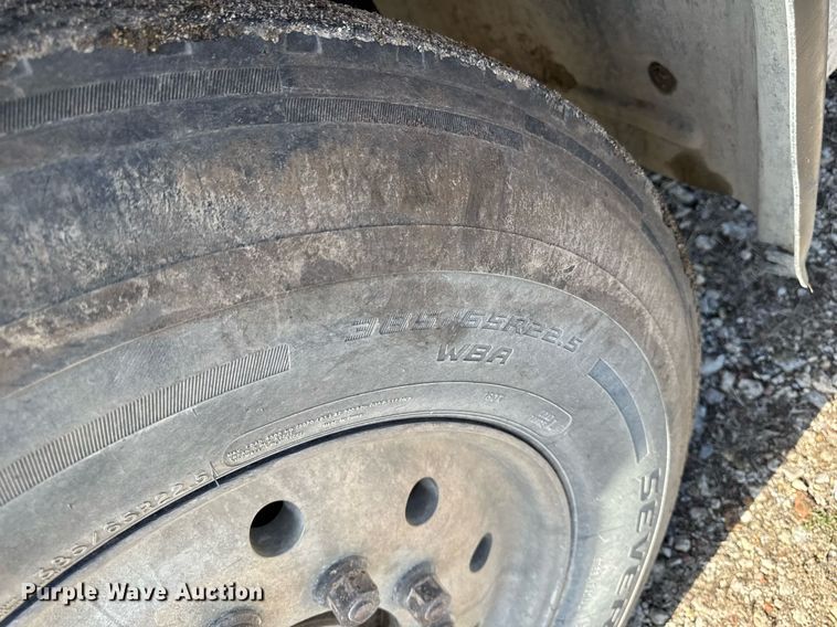 image for item EM3719 2003 Mack CV Series dump truck