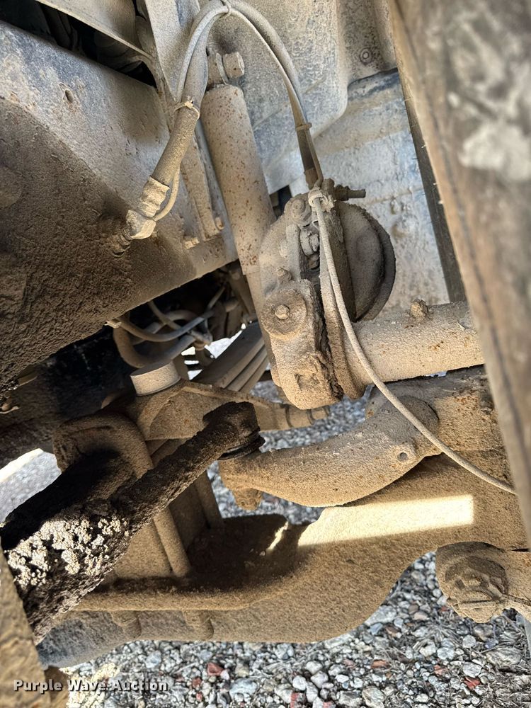 image for item EM3719 2003 Mack CV Series dump truck