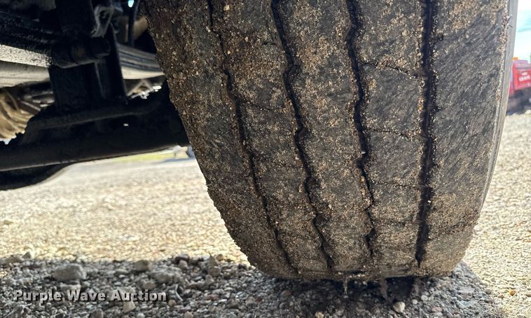 image for item EM3719 2003 Mack CV Series dump truck