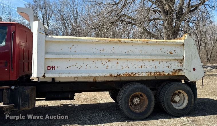 image for item EM3720 1997 Ford LT8513 dump truck