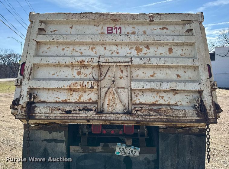 image for item EM3720 1997 Ford LT8513 dump truck