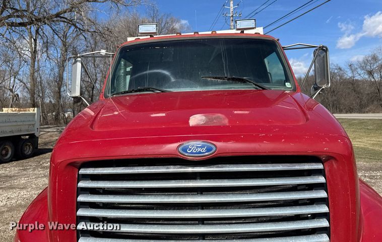 image for item EM3720 1997 Ford LT8513 dump truck
