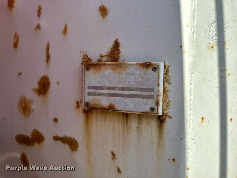 image for item EM3720 1997 Ford LT8513 dump truck