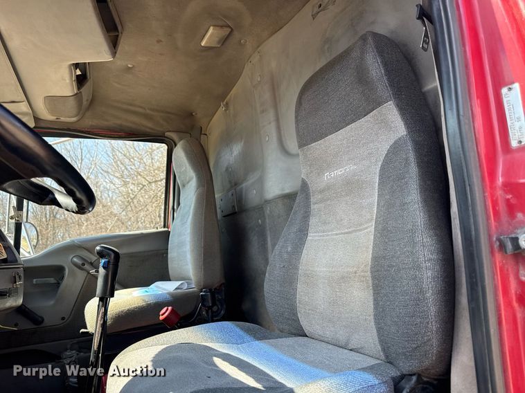 image for item EM3720 1997 Ford LT8513 dump truck