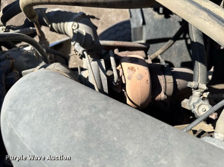 image for item EM3720 1997 Ford LT8513 dump truck