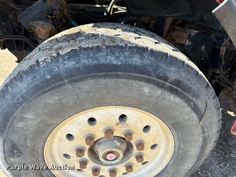 image for item EM3720 1997 Ford LT8513 dump truck