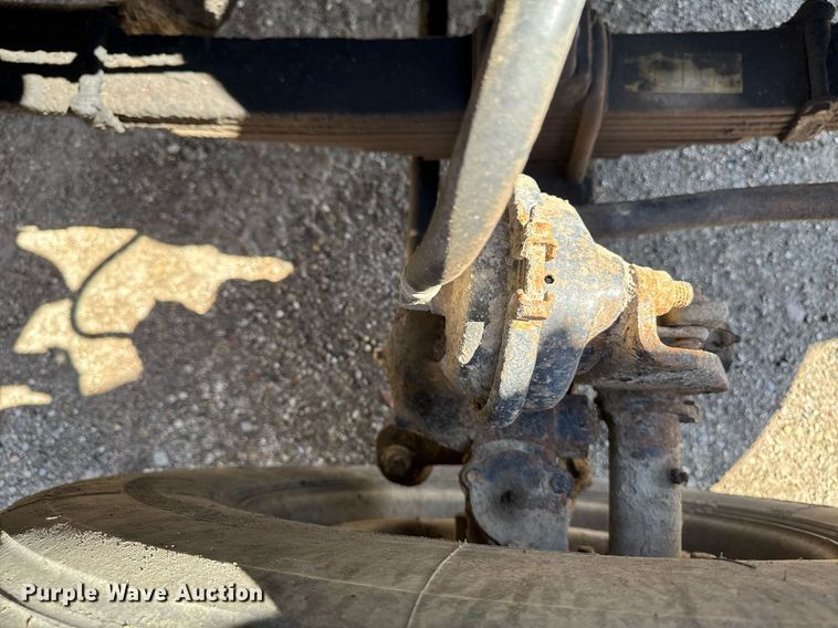 image for item EM3720 1997 Ford LT8513 dump truck