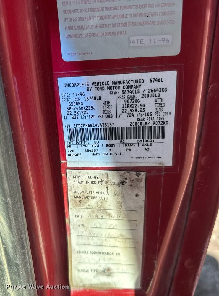 image for item EM3720 1997 Ford LT8513 dump truck