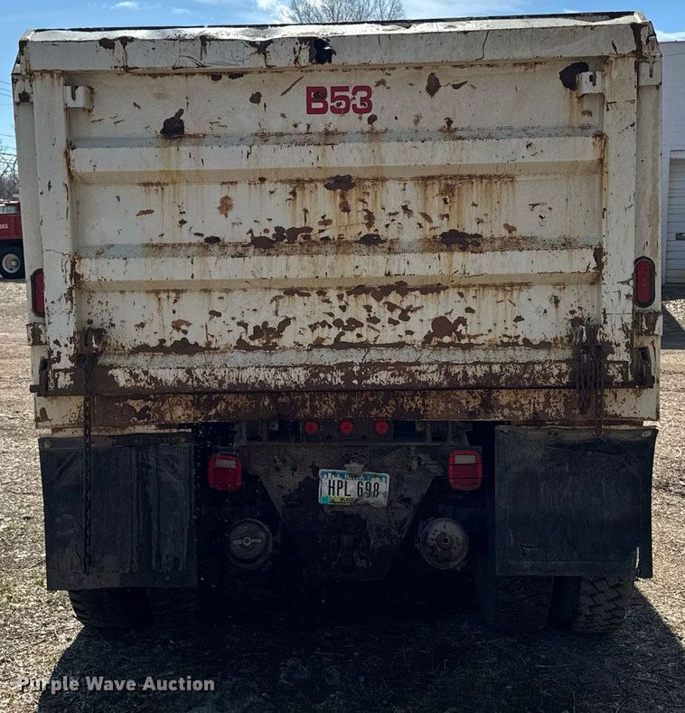 image for item EM3722 2000 Freightliner FL80 dump truck