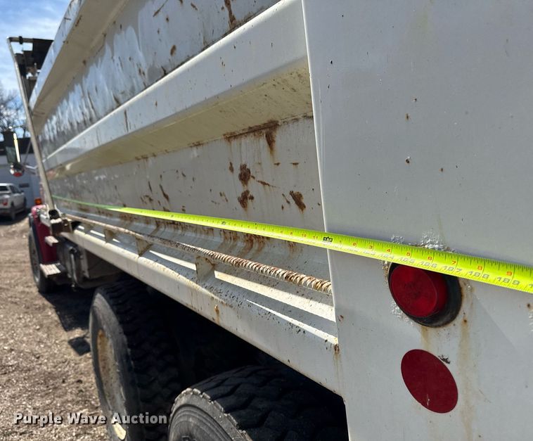 image for item EM3722 2000 Freightliner FL80 dump truck