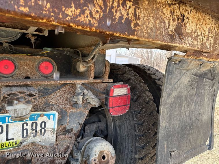 image for item EM3722 2000 Freightliner FL80 dump truck