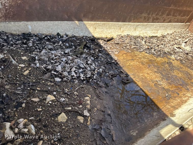 image for item EM3722 2000 Freightliner FL80 dump truck