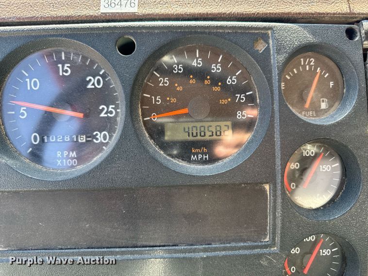 image for item EM3722 2000 Freightliner FL80 dump truck