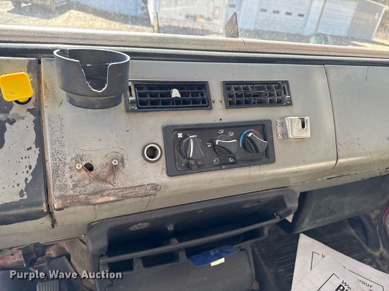 image for item EM3722 2000 Freightliner FL80 dump truck