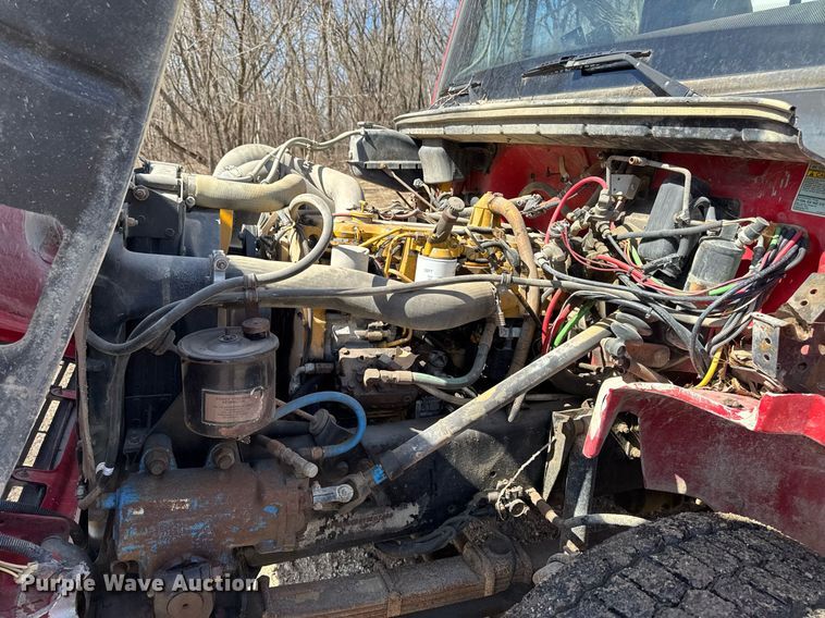 image for item EM3722 2000 Freightliner FL80 dump truck