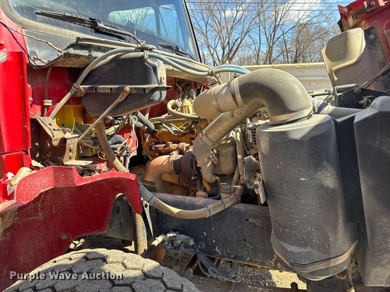 image for item EM3722 2000 Freightliner FL80 dump truck