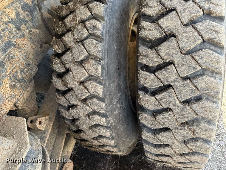 image for item EM3722 2000 Freightliner FL80 dump truck