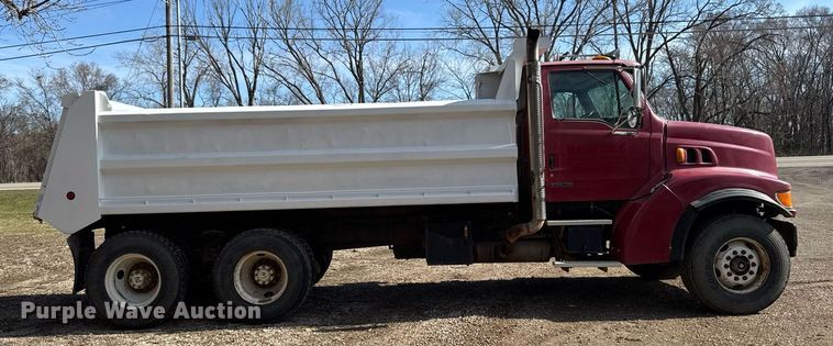 image for item EM3724 2000 Sterling  L8511 dump truck