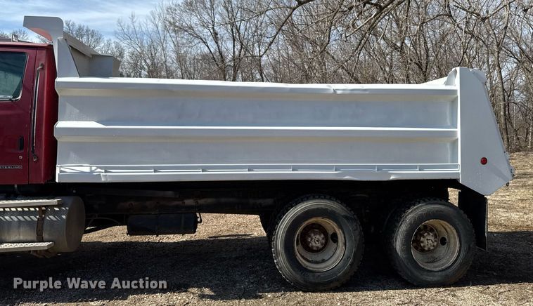image for item EM3724 2000 Sterling  L8511 dump truck
