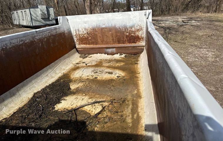 image for item EM3724 2000 Sterling  L8511 dump truck