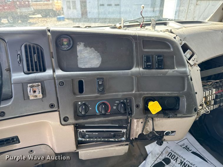 image for item EM3724 2000 Sterling  L8511 dump truck