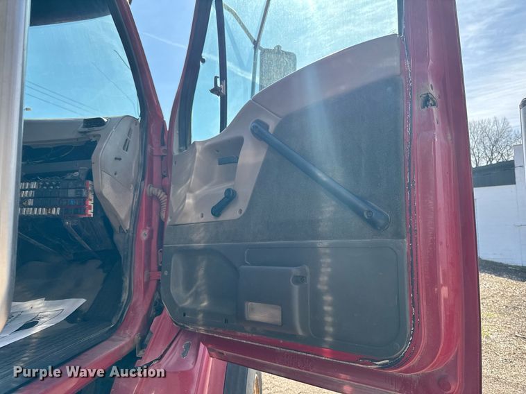 image for item EM3724 2000 Sterling  L8511 dump truck