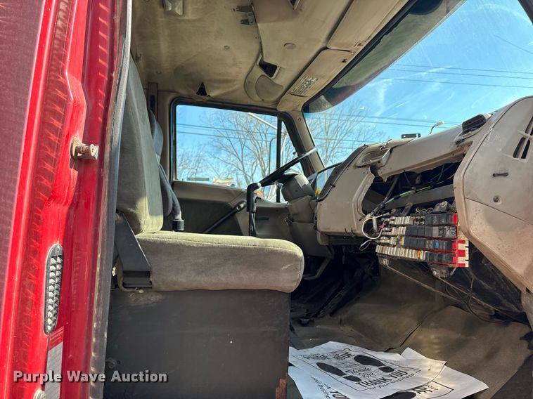 image for item EM3724 2000 Sterling  L8511 dump truck