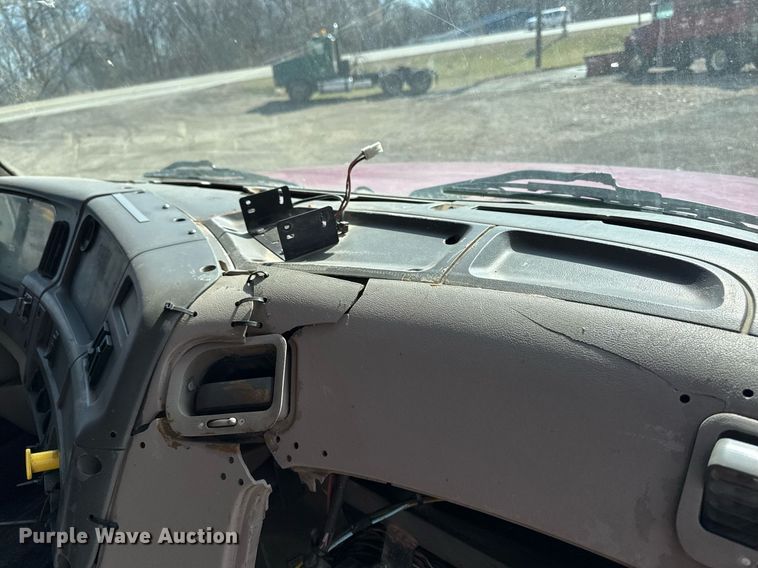 image for item EM3724 2000 Sterling  L8511 dump truck