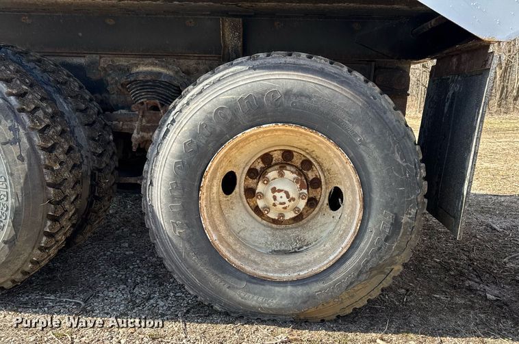 image for item EM3724 2000 Sterling  L8511 dump truck