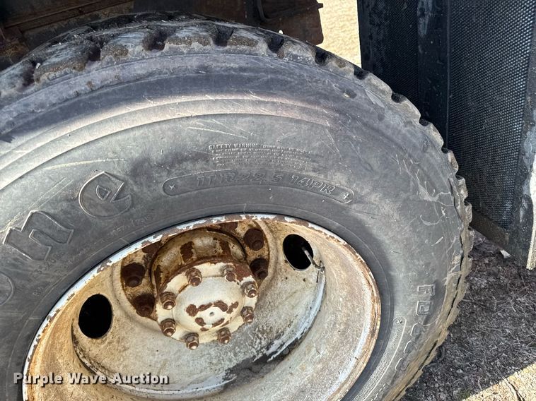 image for item EM3724 2000 Sterling  L8511 dump truck