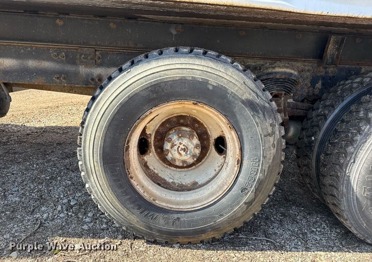 image for item EM3724 2000 Sterling  L8511 dump truck