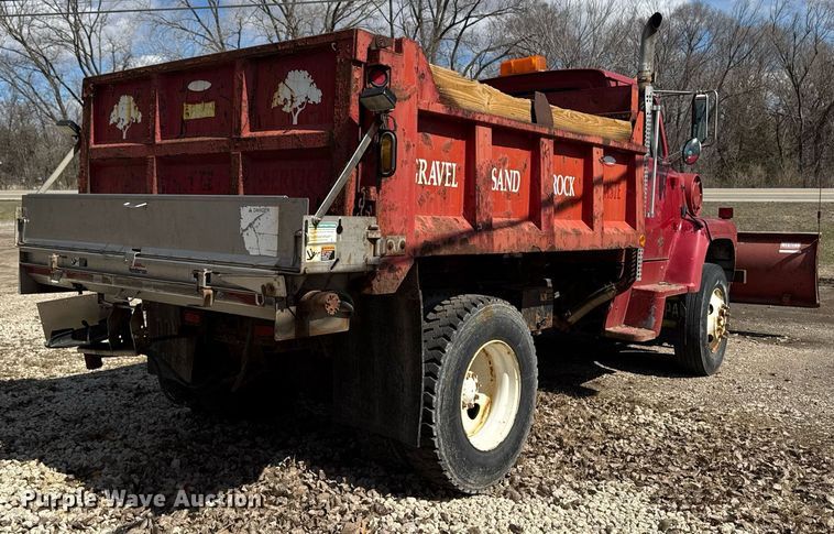 image for item EM3725 1994 Ford LN8000 dump truck