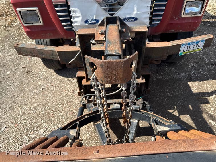 image for item EM3725 1994 Ford LN8000 dump truck