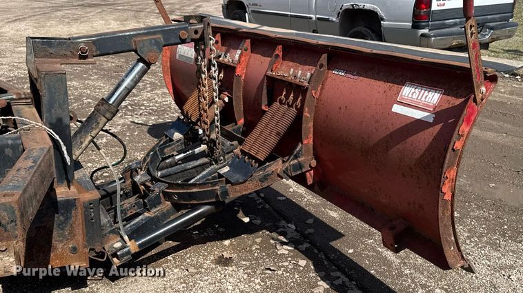 image for item EM3725 1994 Ford LN8000 dump truck