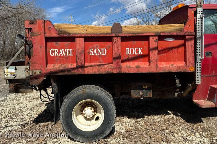 image for item EM3725 1994 Ford LN8000 dump truck