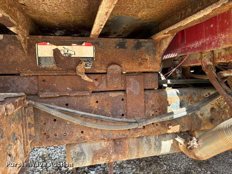 image for item EM3725 1994 Ford LN8000 dump truck