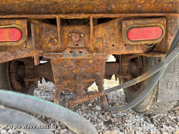 image for item EM3725 1994 Ford LN8000 dump truck