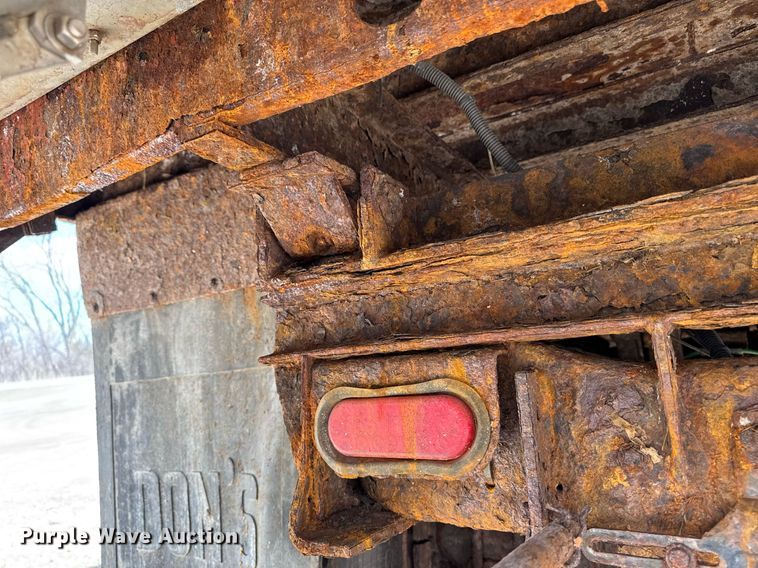 image for item EM3725 1994 Ford LN8000 dump truck