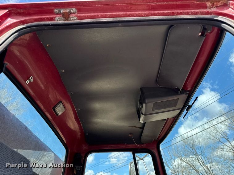 image for item EM3725 1994 Ford LN8000 dump truck