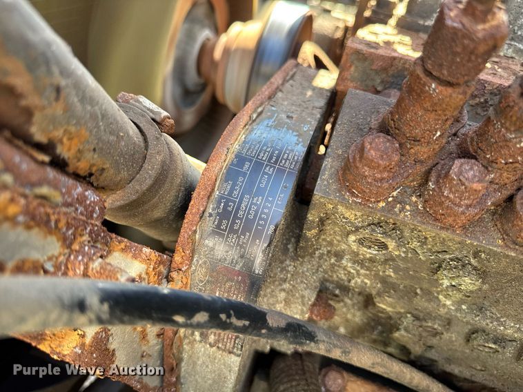 image for item EM3725 1994 Ford LN8000 dump truck