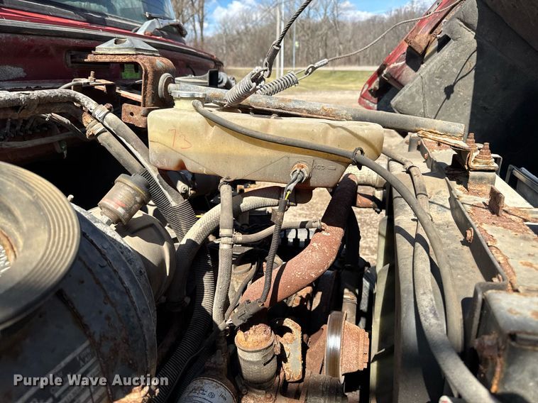 image for item EM3725 1994 Ford LN8000 dump truck